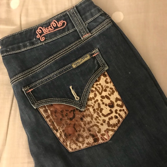 Too big - Picture 2 of 2